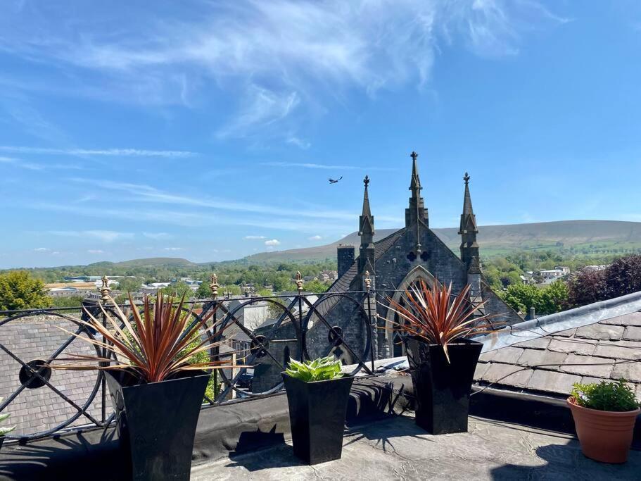 Boutique Penthouse Apartment With Rooftop Terrace Clitheroe Buitenkant foto